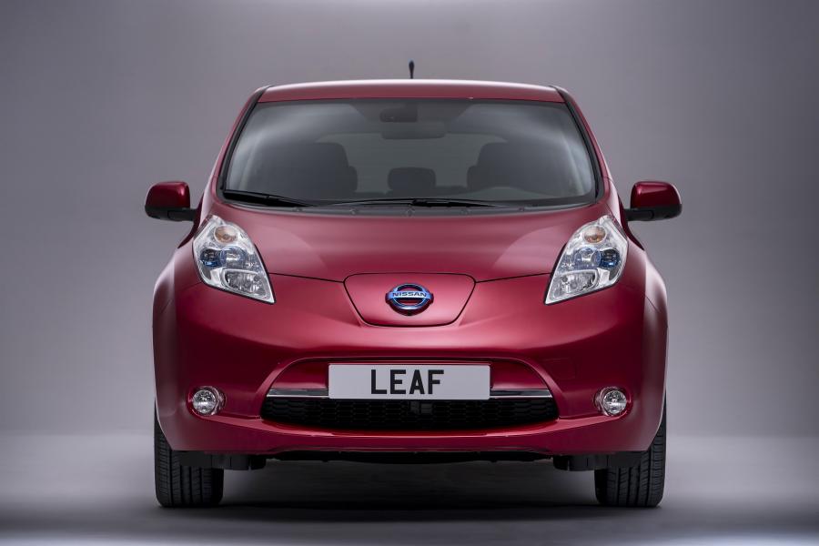  Nissan Leaf 2013 года  (фото 44 из 63)